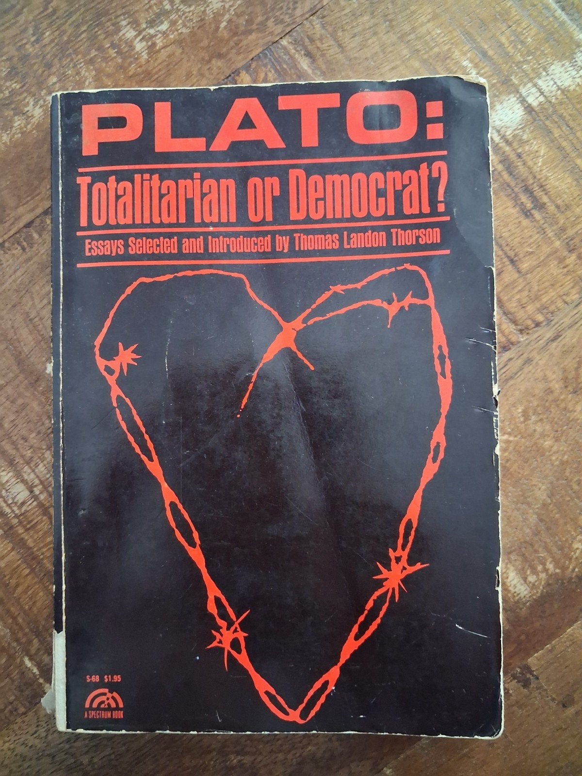 Plato: Totalitair of Democraat? Essays over politieke filos, Gelezen, Ophalen of Verzenden, Thomas Landon Thorson, Politiek en Staatkunde