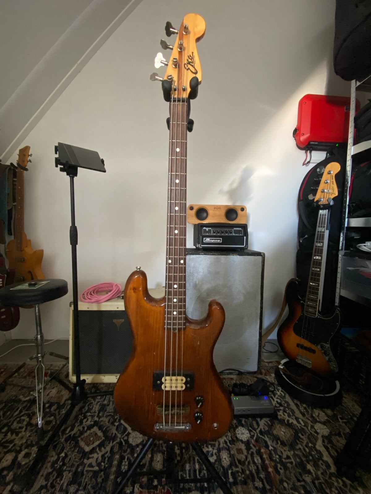EKO basgitaar - B-02 shortscale, Ophalen, Gebruikt, Elektrisch