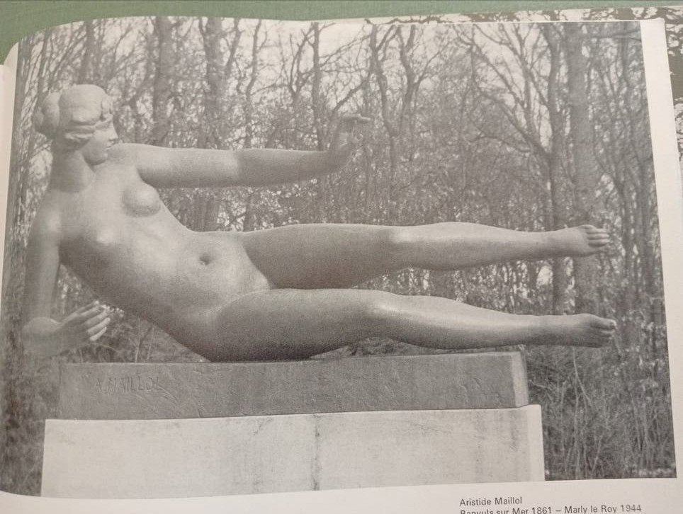 Moderne Sculpturen en Kunstwerken: Een Overzicht, Ophalen of Verzenden, Gelezen