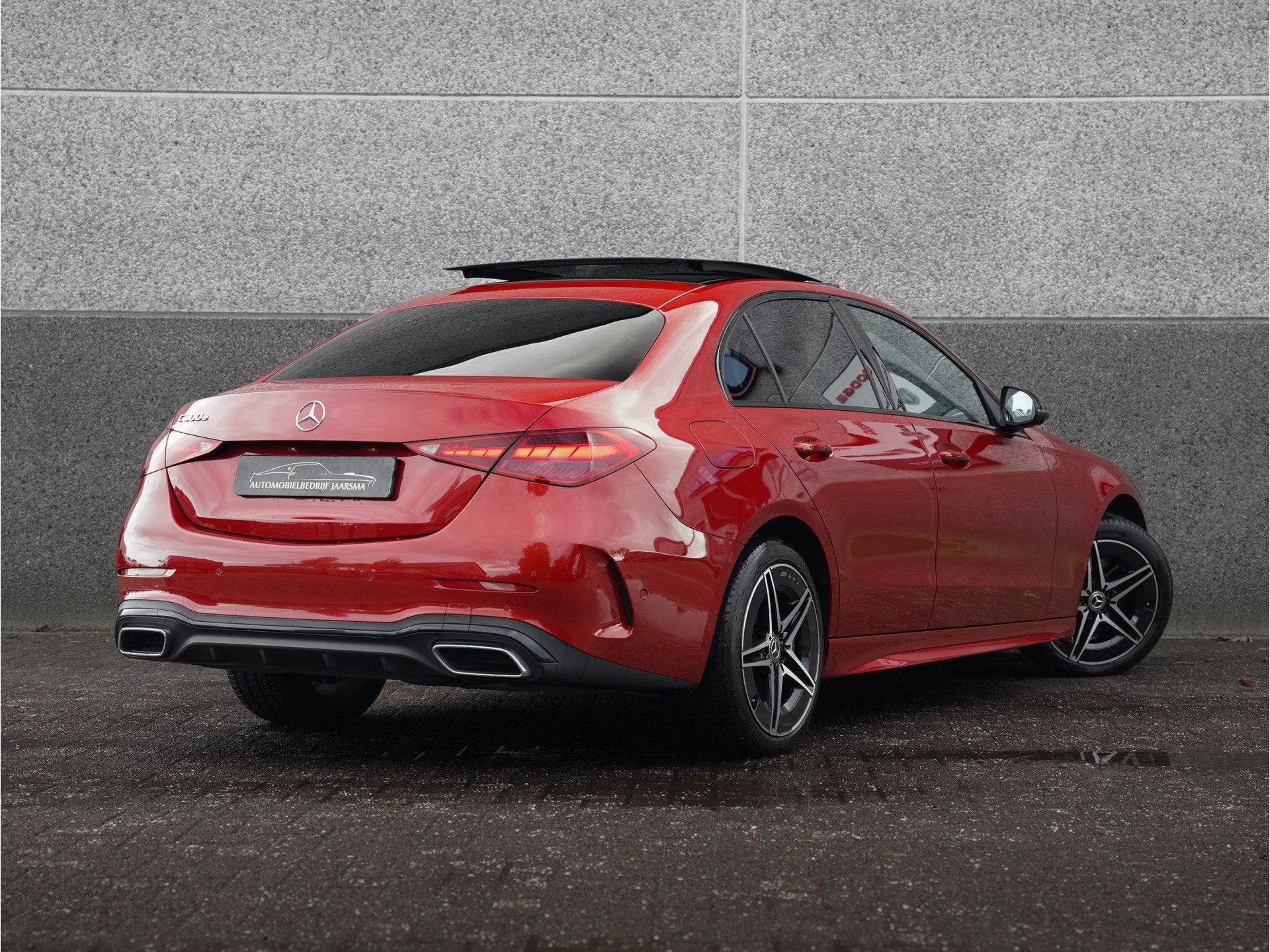 Mercedes-Benz C-Klasse 300 e AMG Line Limited | Glazen Schui, Auto's, Automaat, Achterwielaandrijving, 4 cilinders, Plug-in hybride