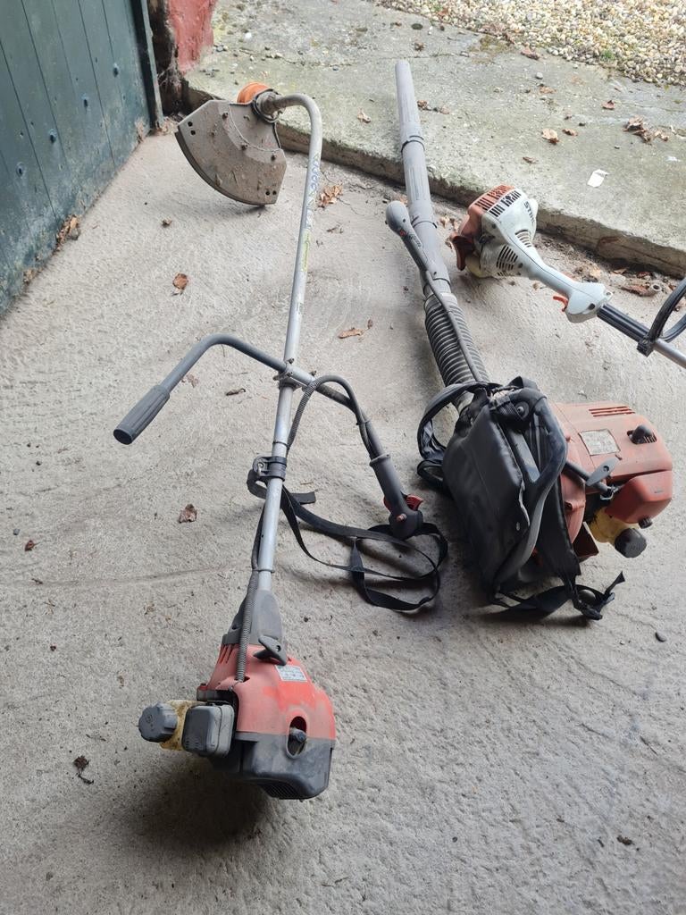 Bladblazer en bosmaaier (Stihl), Tuin en Terras, Bladblazers, Gebruikt, Handgedragen, Benzine, Ophalen of Verzenden
