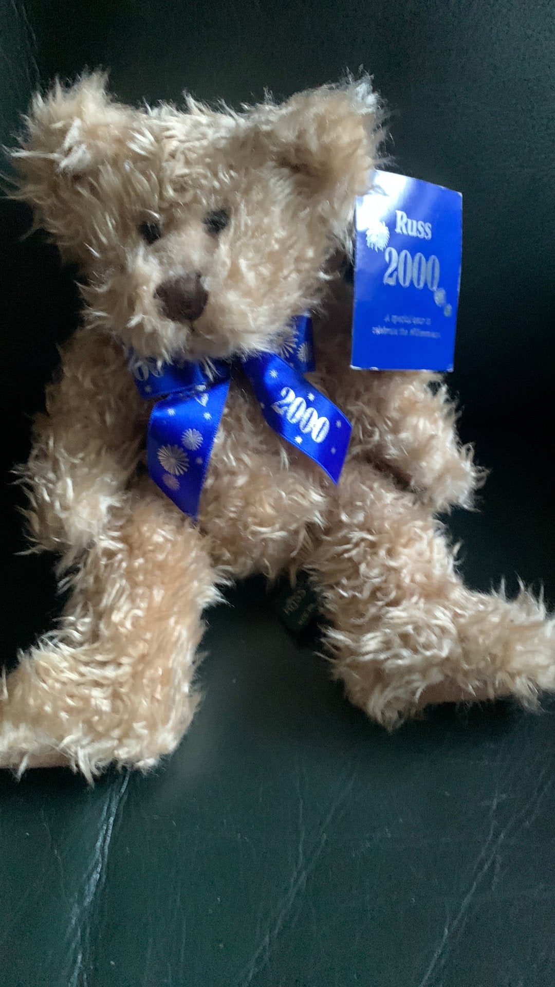 Russ beertje A specialbear to celebrate the Millennium, Verzamelen, Beren en Cherished Teddies, Ophalen of Verzenden, Zo goed als nieuw