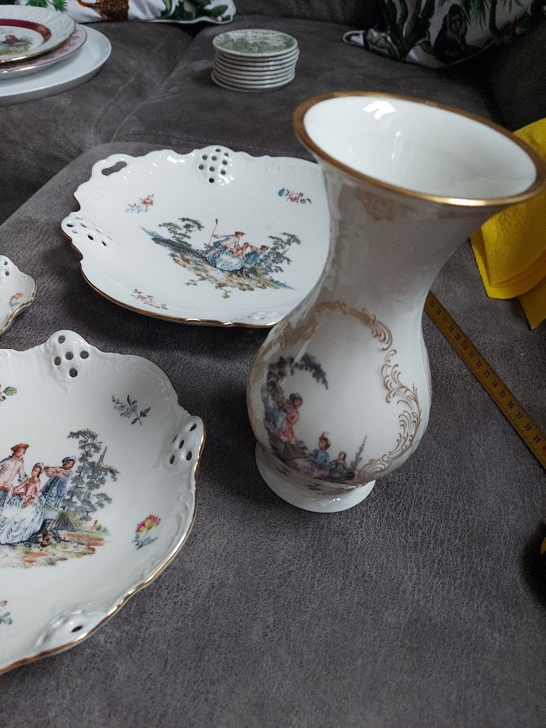 Foto 11 van Beautiful, rare vintage porcelain set Hoeroldt Arkadien