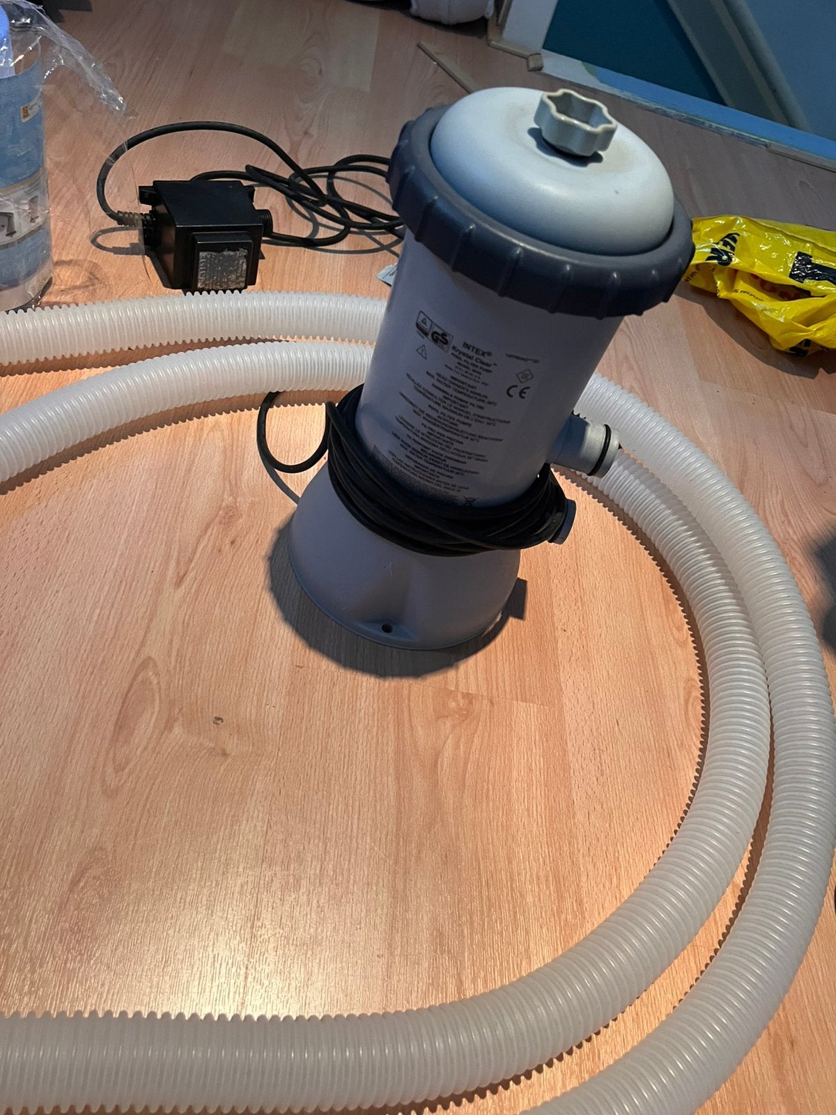 Intex zwembad 260x160x65 incl pomp en filters, Ophalen of Verzenden