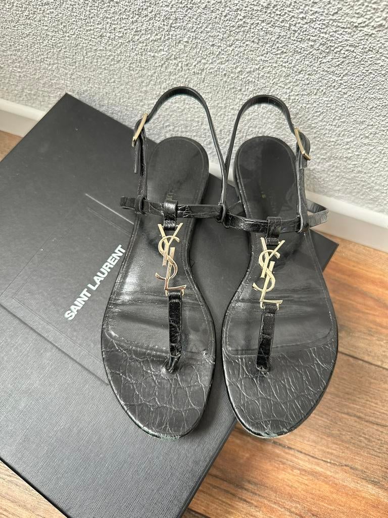 Yves Saint Laurent (YSL) Cassandra sandalen in maat 39., Slippers, Zwart, Ophalen of Verzenden, Zo goed als nieuw