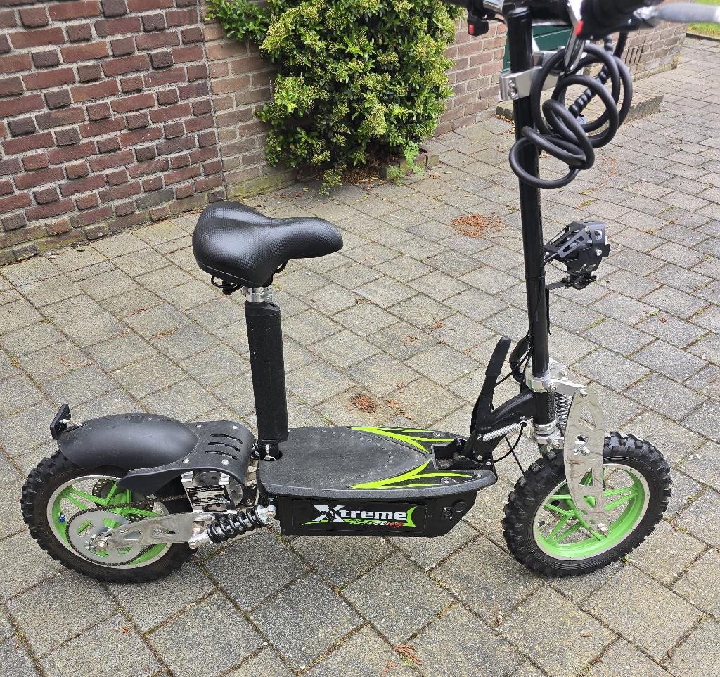 Step Electrische mooi voor op de camping 1000w, Fietsen en Brommers, Steps, Ophalen, Zo goed als nieuw, Elektrische step (E-scooter)