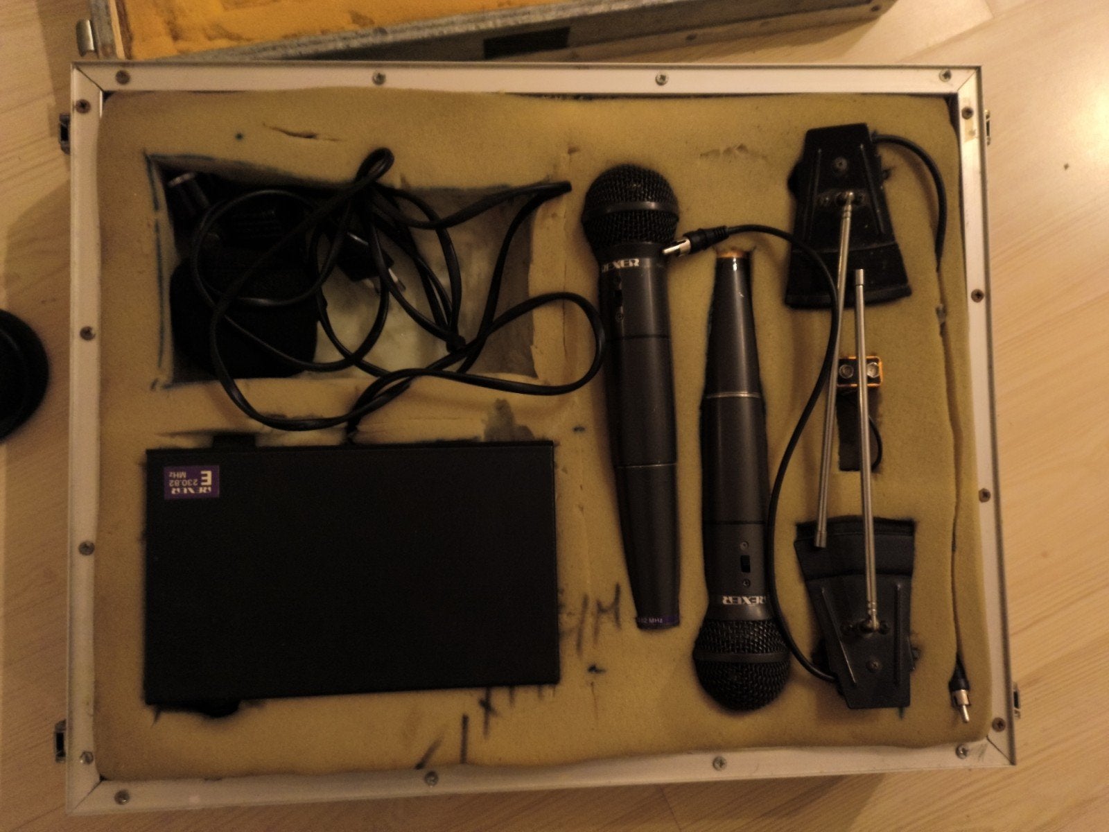 Vintage Rexer Draadloze Microfoon met Koffer, Ophalen of Verzenden, Gebruikt, Zangmicrofoon, Draadloos