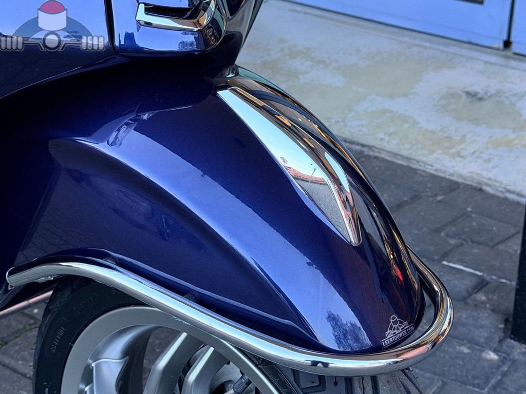 Vespa  Primavera FL RST Blue 45km 2026 custom, Fietsen en Brommers, Scooters | Vespa, Ophalen, Overige modellen, Maximaal 45 km/u