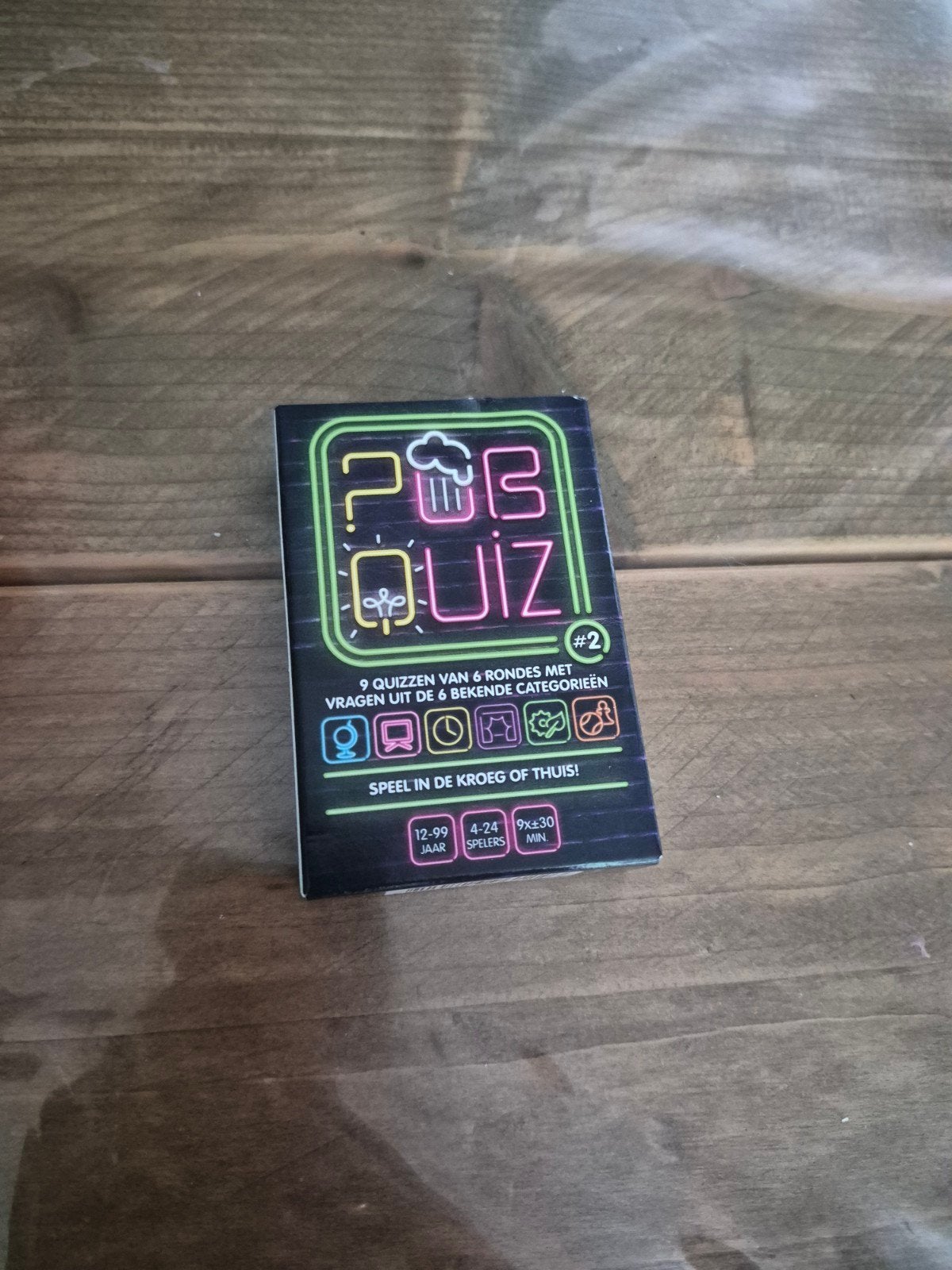 Pubquiz #2 - 9 quizzen met 6 rondes, Vijf spelers of meer, Ophalen of Verzenden, Zo goed als nieuw, Puzzles & Games