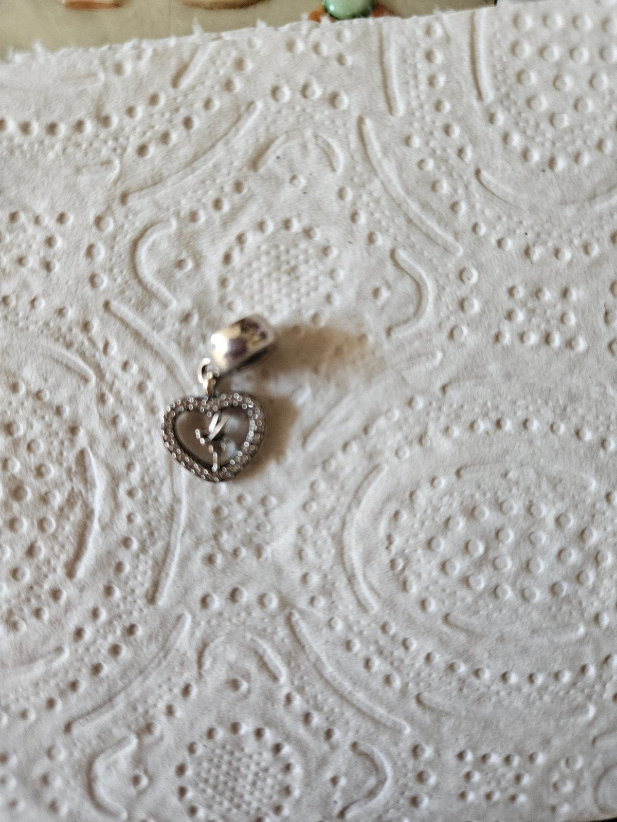 disney pandora bedel, Verzamelen, Ophalen of Verzenden, Overige figuren, Beeldje of Figuurtje