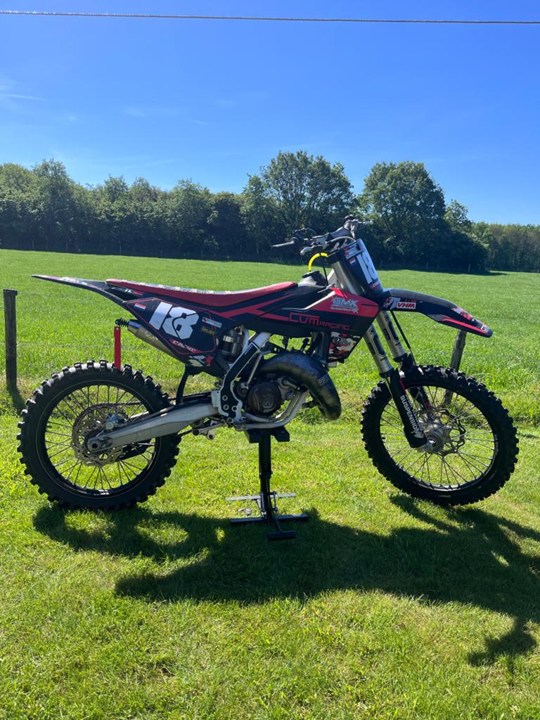 Husqvarna TC 125 2016 - Zeer nette crossmotor, 50 uur, Gebruikt, Particulier, 1 cilinder, Crossmotor