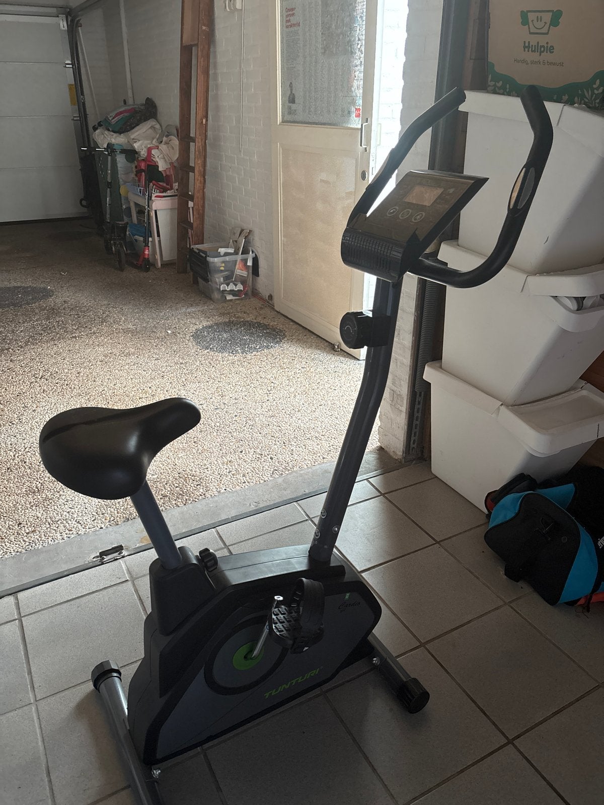 Tunturi Hometrainer - Zo goed als nieuw, Sport en Fitness, Fitnessapparatuur, Ophalen, Zo goed als nieuw, Metaal, Benen