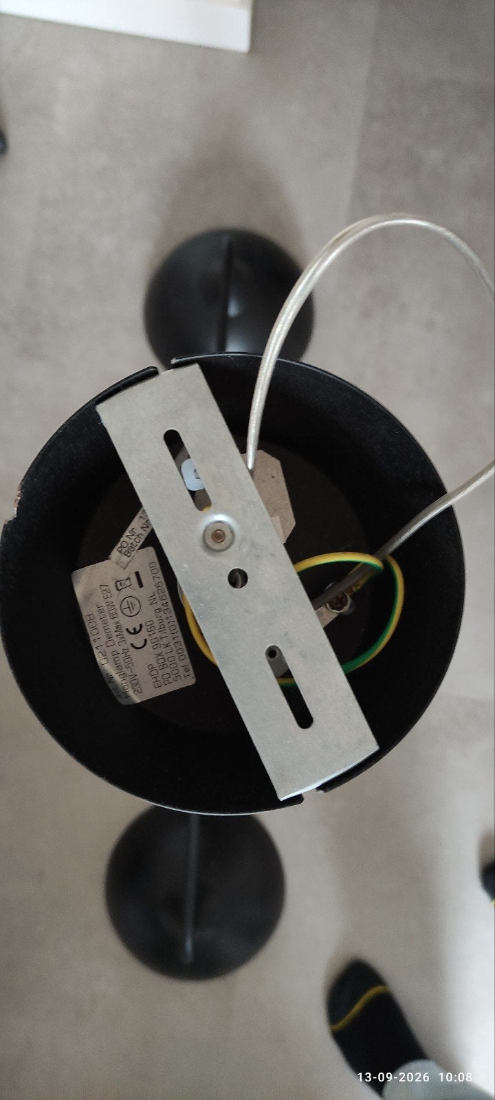 Zwarte hanglamp met 3 kappen - Modern design, Ophalen, Gebruikt, E27 (groot), Metaal