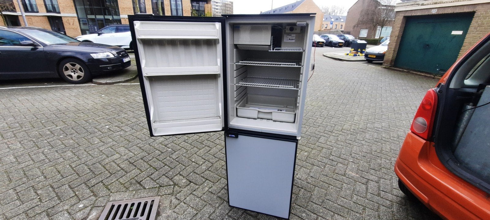 indel b isotherm CR-130 compressor camper boot koelkast 12v, Ophalen of Verzenden, Kombuis en Sanitair