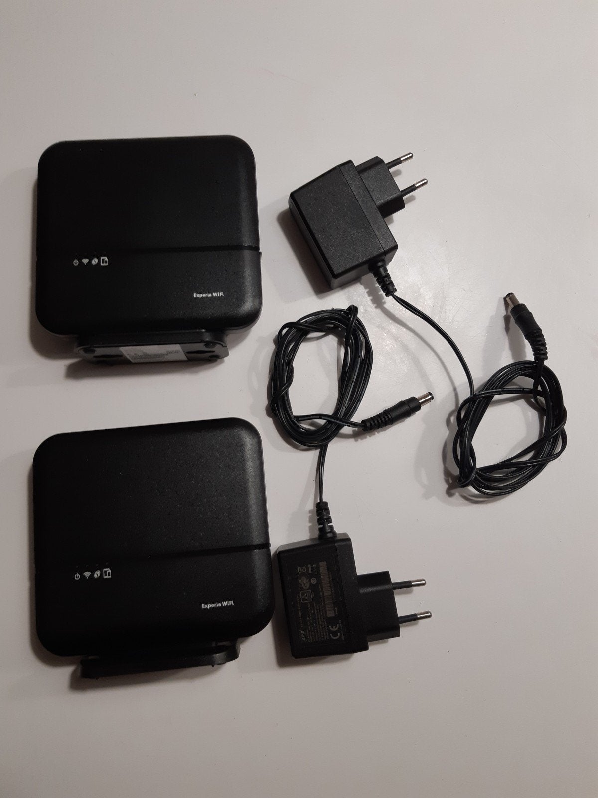 Arcadyan Experia WiFi routers (2 stuks), Computers en Software, Ophalen of Verzenden, Gebruikt, Router, Arcadyan