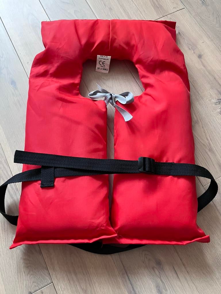 Zwemvest 30-50kg verstelbaar met drijver in kraag, Watersport en Boten, Watersportkleding, Ophalen of Verzenden, Zo goed als nieuw