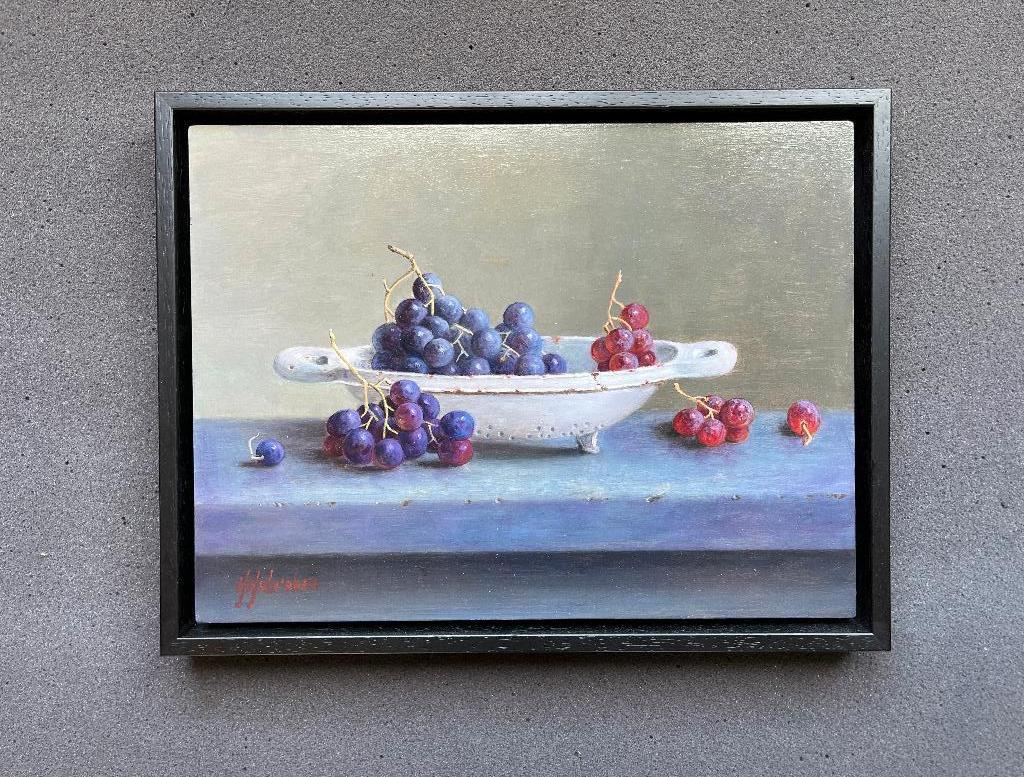 Schilderij druiven in een schaal. Hans Habraken., Ophalen of Verzenden