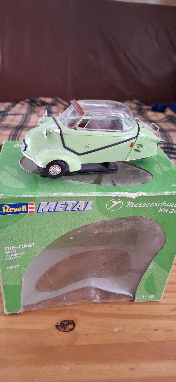 Verzamelaars autootje Messerschmitt KR 200 Revell 1:18, Ophalen, Zo goed als nieuw, Auto, Revell