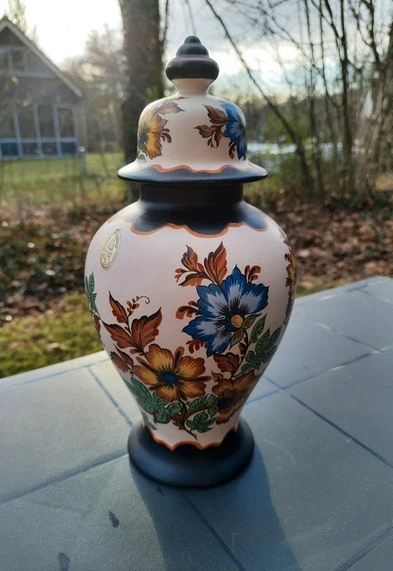 Gouda Plateel Modica 364 Dekselpot - Handbeschilderd, Ophalen of Verzenden