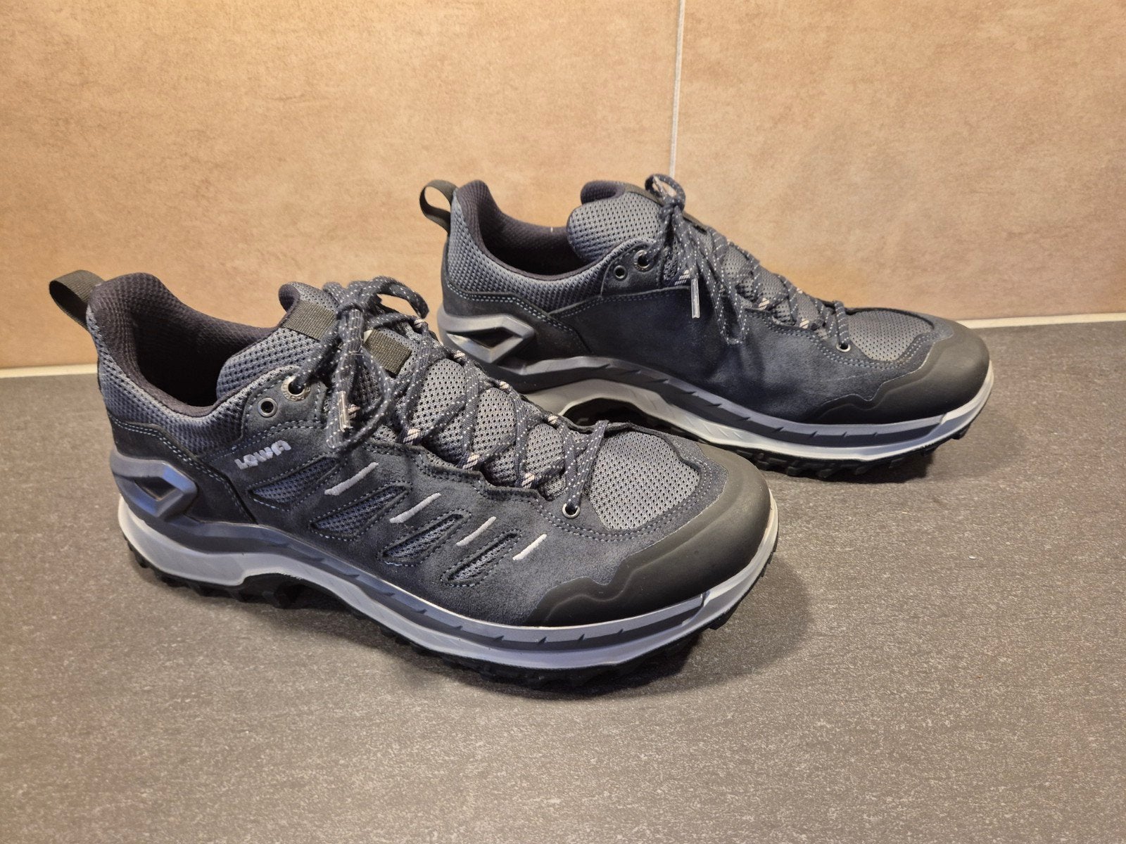 Lowa Innovo GTX lo Navy/Grey 44.5 Nieuw heren, Ophalen of Verzenden, Nieuw, Schoenen