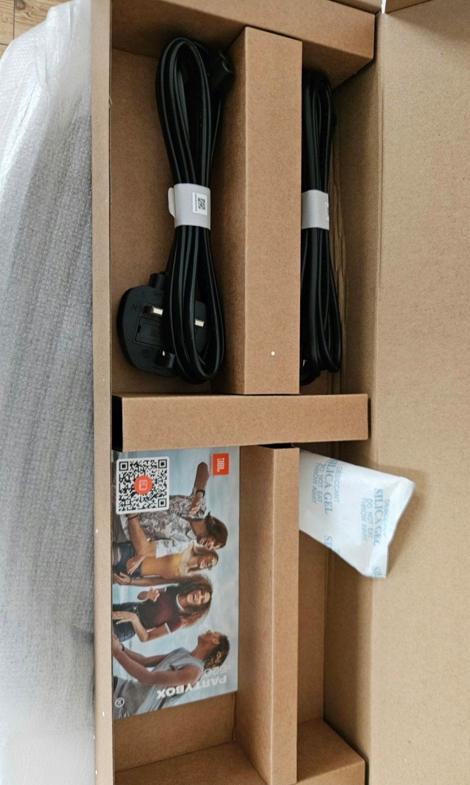 Foto 10 van Nieuwe JBL Partybox 520