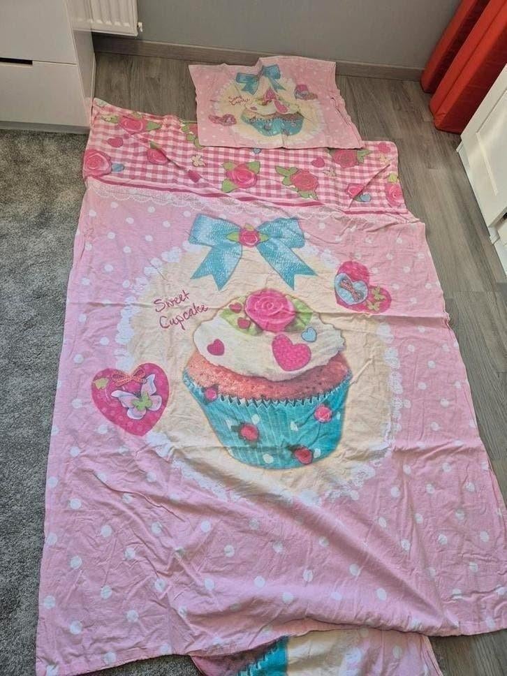 Dekbedovertrekken voor  een 1 persoons bed Katoen, Meisje, Dekbedovertrek, Ophalen of Verzenden, Zo goed als nieuw