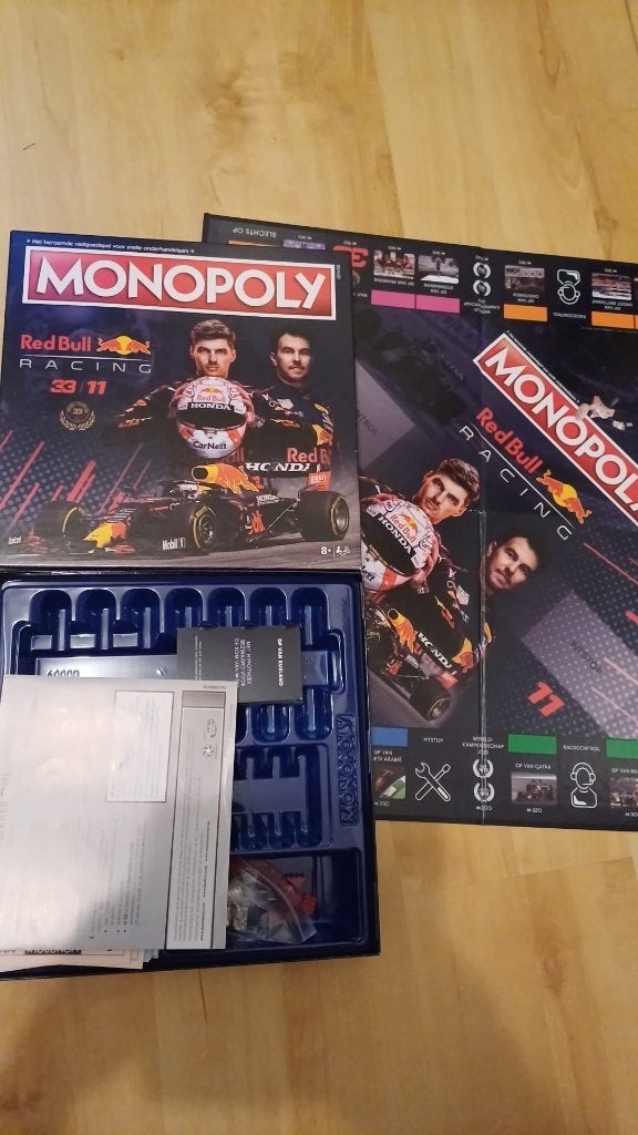 bordspel 1e editie Monopoly Max Verstappen Formule 1 Red Bul, Vijf spelers of meer, Ophalen of Verzenden, Zo goed als nieuw, Monopoly