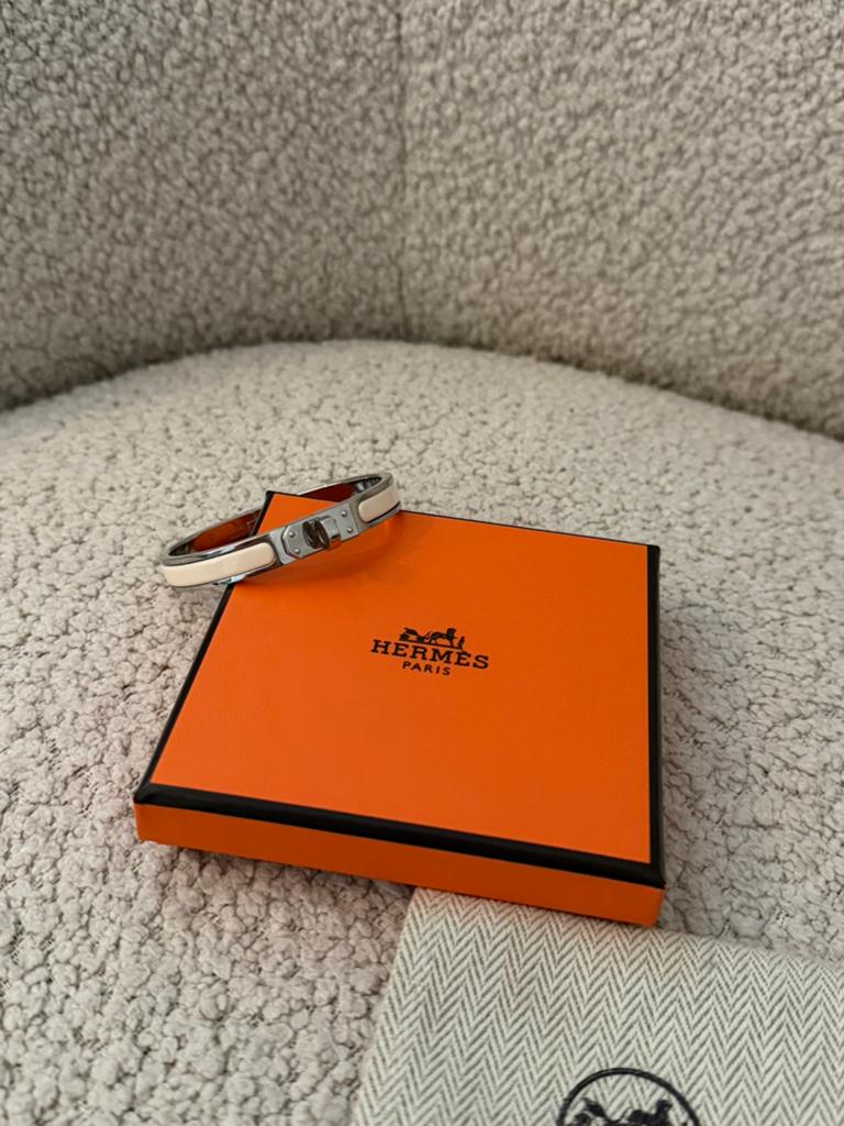 Hermes Kelly Clic armband, Sieraden, Tassen en Uiterlijk, Armbanden, Ophalen of Verzenden, Zo goed als nieuw, Beige, Zilver