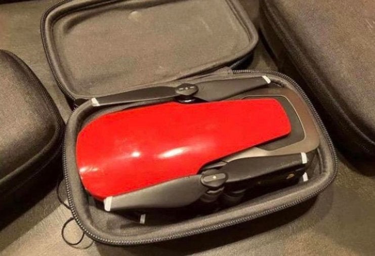 DJI Mavic Air (rood) met accessoires. 120€., 250 tot 900 gram, Cameradrone, Zo goed als nieuw, DJI