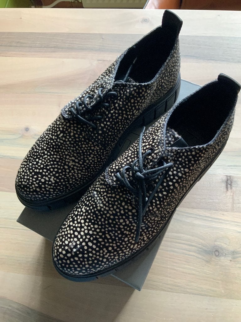 Maruti schoenen, Schoenen met lage hakken, Overige kleuren, Ophalen of Verzenden, Zo goed als nieuw