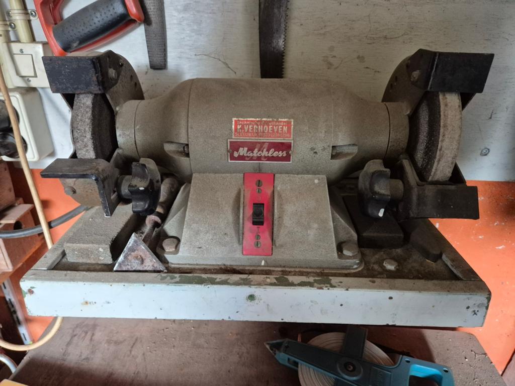 Matchless Werkbankslijpmachine - K. Verhoeven, Ophalen, Gebruikt, Minder dan 700 watt, Werkbankslijpmachine