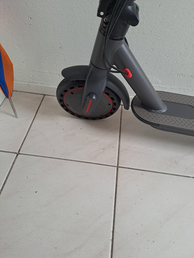 TE KOOP ELECTRISHE STEP, Elektrisch, Nieuw, Maximaal 25 km/u, Ophalen
