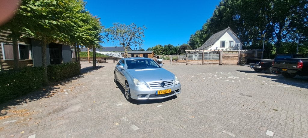 Mercedes-Benz CLS 3.5 Cls350 AUT 2006 Zilver/Grijs AMG uitv!, Auto's, Mercedes-Benz, Automaat, Achterwielaandrijving, Leder, Overige kleuren