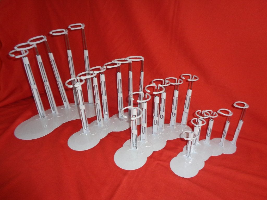 Poppen standaards voor poppen van 15 - 60 cm. Nieuw., Ophalen of Verzenden, Nieuw, Accessoires