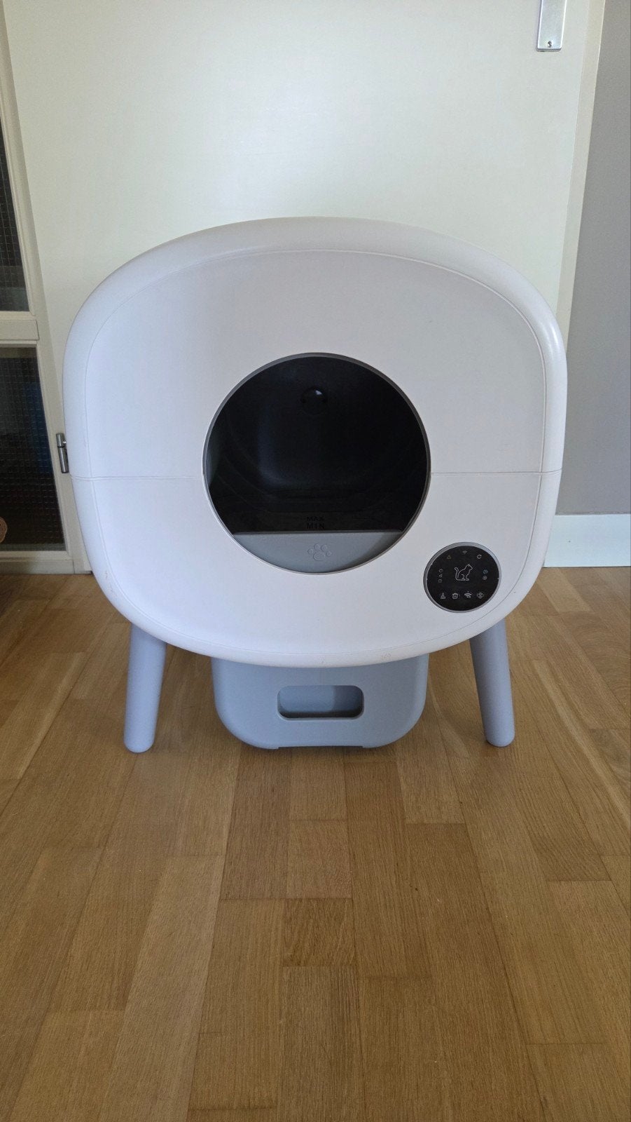 Elektrische kattenbak, Ophalen