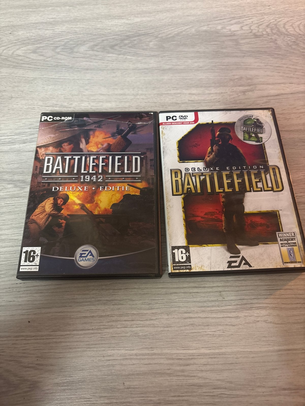 Battlefield 1942 & Battlefield 2 Deluxe Edition PC CD-ROM, Spelcomputers en Games, Online, Gebruikt, Shooter, Ophalen of Verzenden