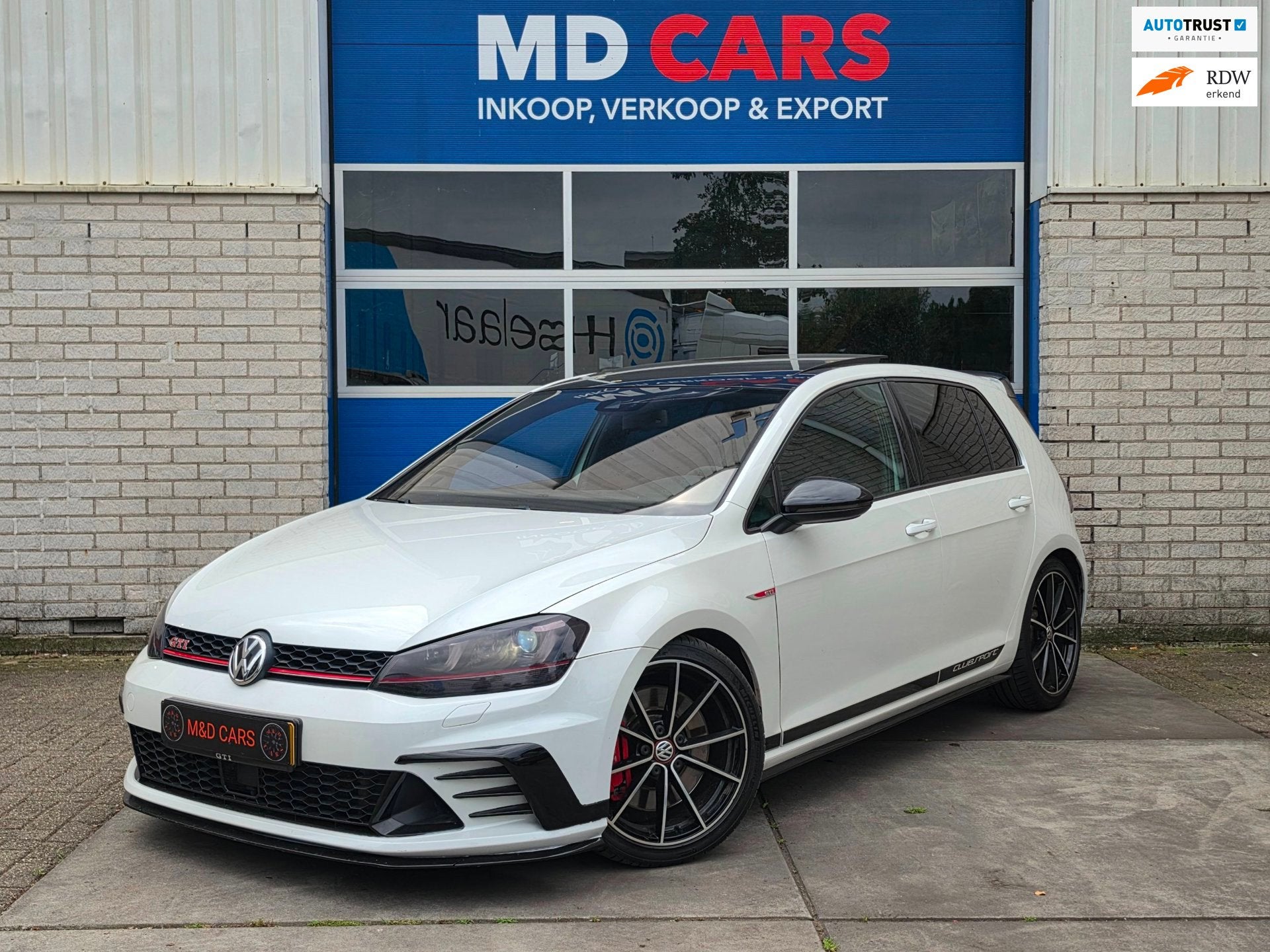 Volkswagen Golf 2.0 TSI GTI Clubsport PANO/NAVI/KUIP STOELEN, Auto's, Volkswagen, Gebruikt, 4 cilinders, Wit, 14 km/l