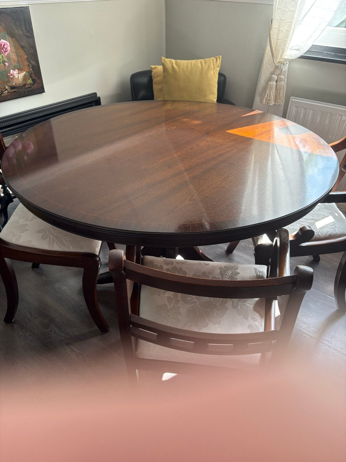Engelse eettafel met 4 stoelen, Ophalen