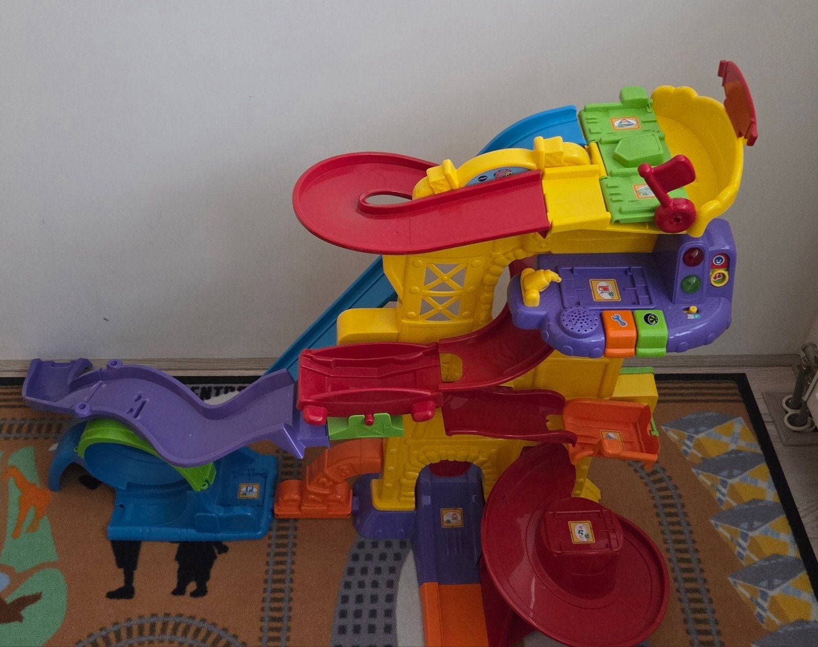 toet toet stuntbaan, Kinderen en Baby's, Speelgoed | Vtech, Ophalen, Zo goed als nieuw, 2 tot 4 jaar
