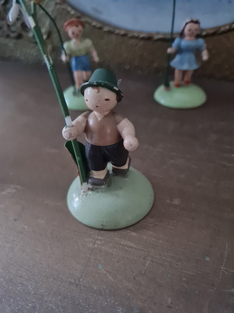 bloemen kindje Ertsgebergte, Heikant 21 Kaatsheuvel, Belle Vieille Brocante, Ophalen of Verzenden, Zo goed als nieuw