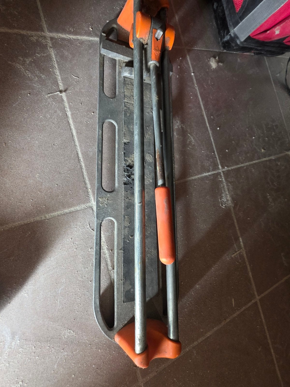 Rubi tegelsnijder voor tegels tot 42 cm, Ophalen of Verzenden