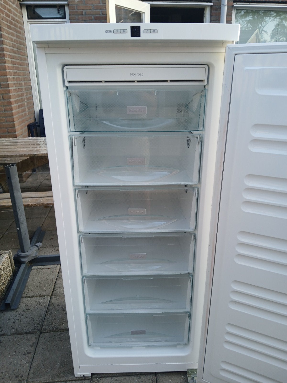 miele  vriezer  no frost A++, Ophalen, Zo goed als nieuw, 60 tot 90 cm, 160 cm of meer