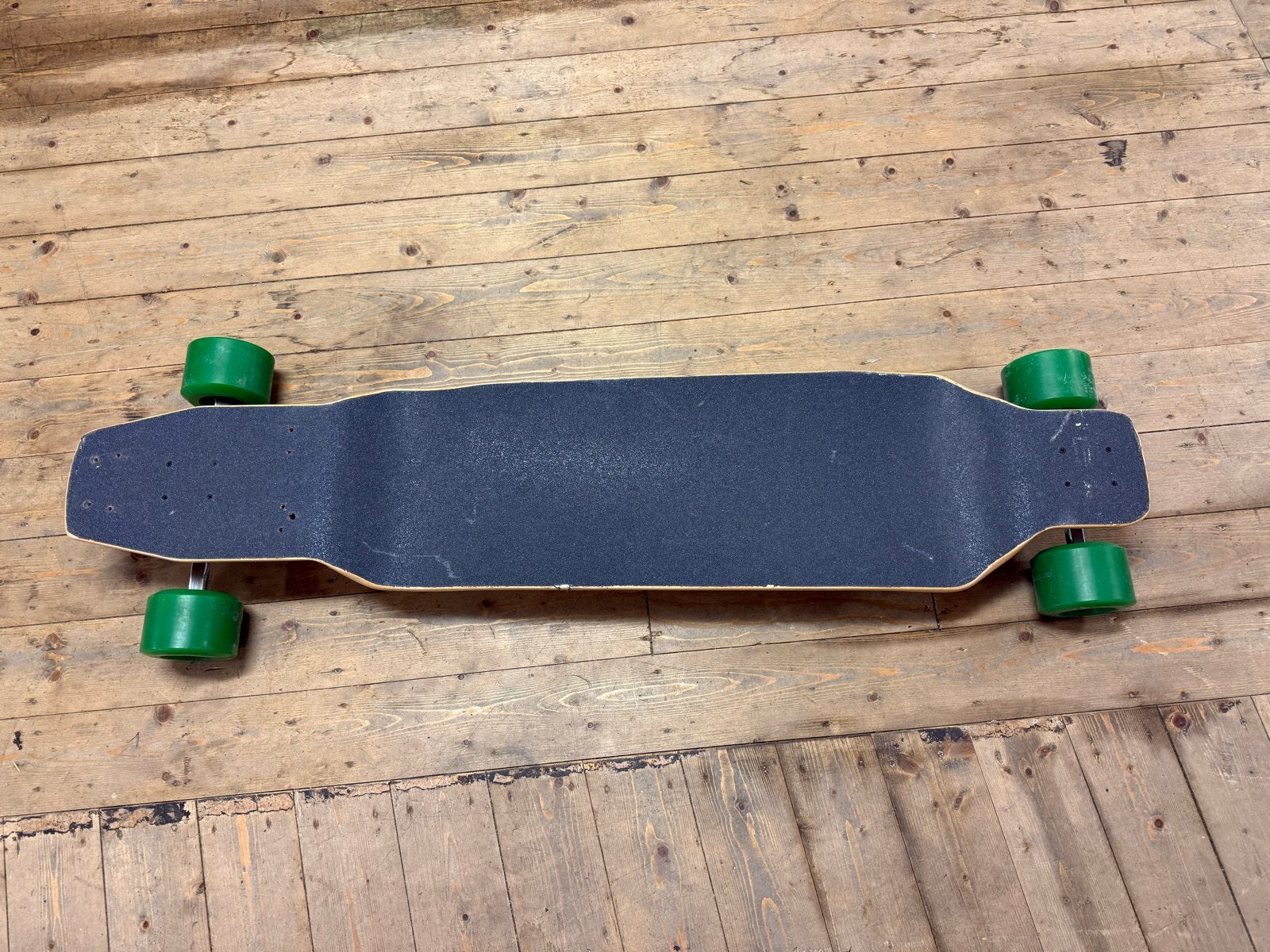 Longboard met ABEC 11 Electric Flywheel wielen, Sport en Fitness, Ophalen, Gebruikt, Skateboard, Longboard