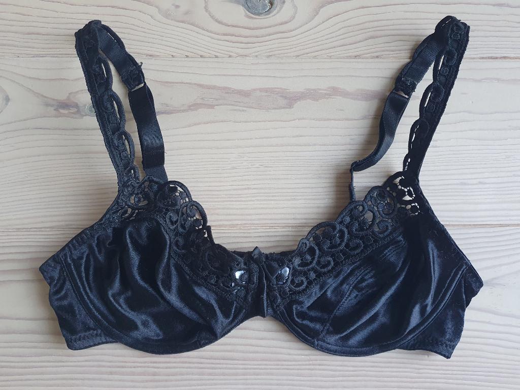 zwarte beugel bh van Marie Jo met mooie broderie, maat 80C, Verzenden, Zwart, BH