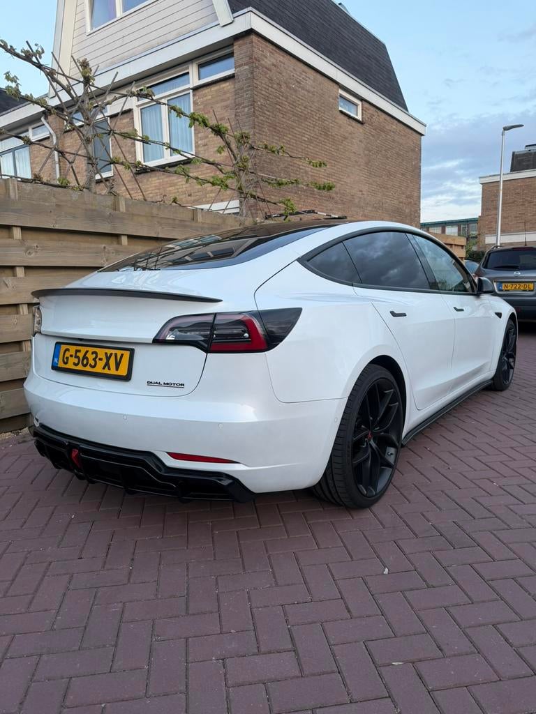 Tesla Model 3 Performance Dual Motor long range AWD 2019 75, Auto's, Tesla, Particulier, Model 3, 360° camera, 4x4, ABS, Achteruitrijcamera