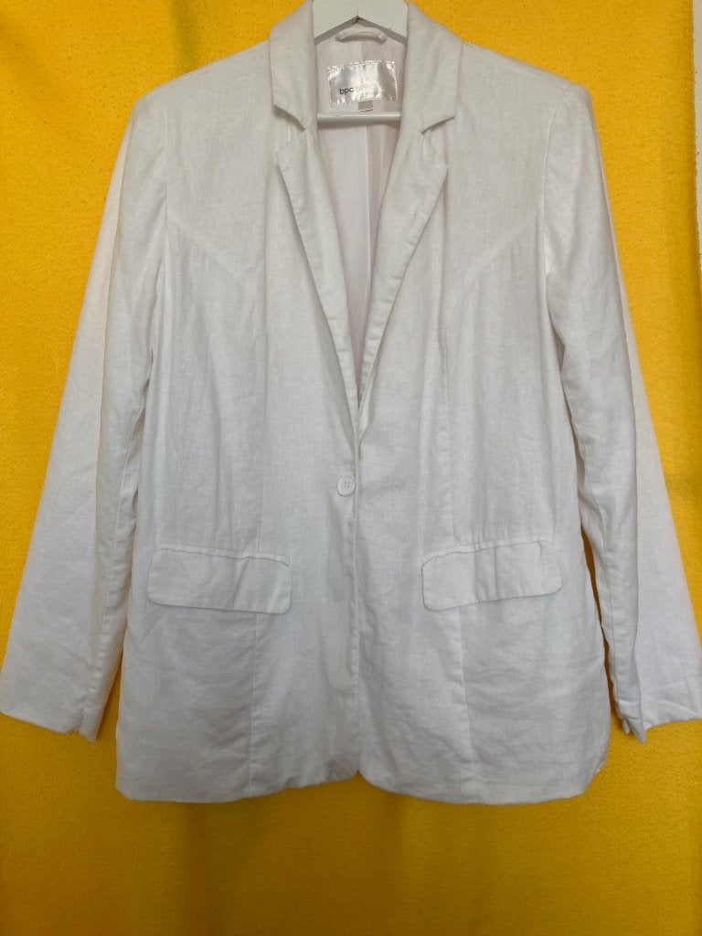 Blazer lang wit 55% linnen en 45% viscose gevoerd maat 38, Kleding | Dames, Maat 38/40 (M), Wit, Ophalen of Verzenden, Bpc selection