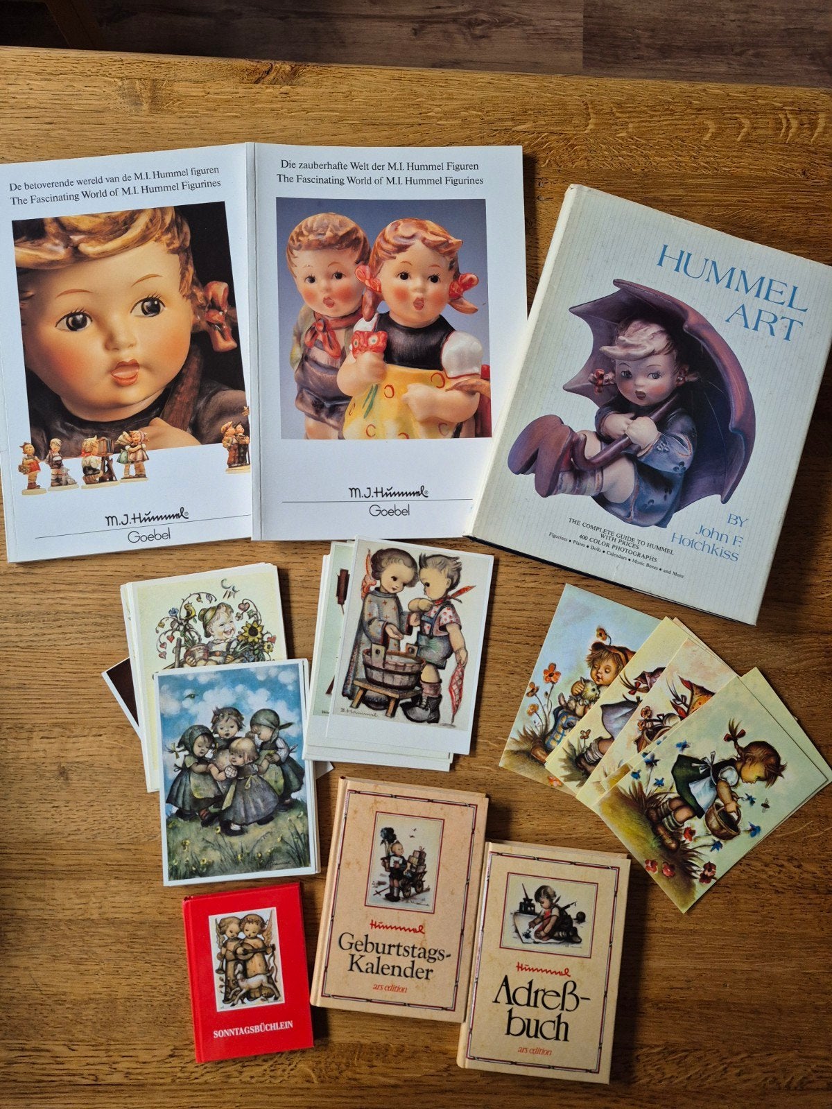 Hummel Boeken & Kaarten - Zeldzaam Verzamelaarsitem, Ophalen of Verzenden, Zo goed als nieuw