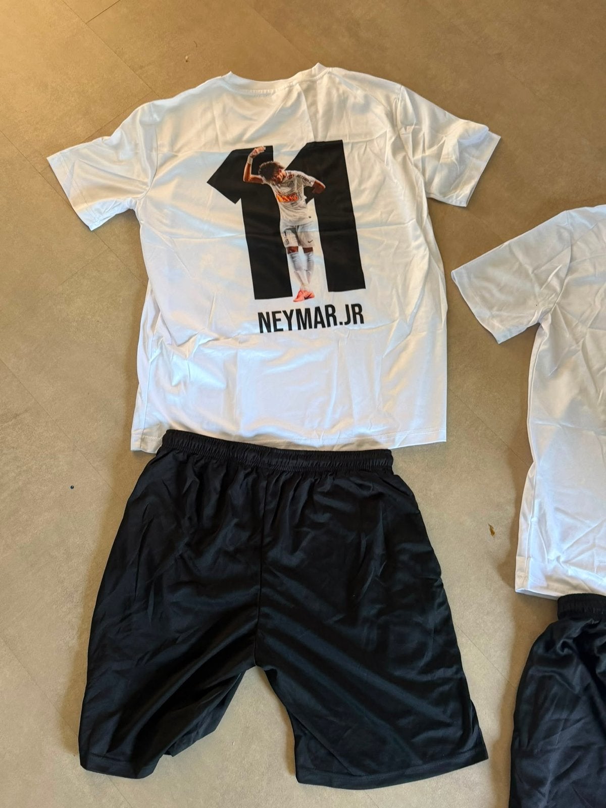 Zelf Ontworpen Voetbal Kits - Nieuw & Goedkoop!, Maat XL, Ophalen of Verzenden, Nieuw, Set