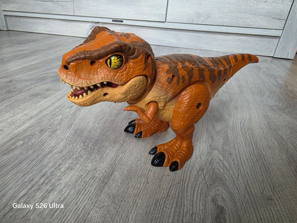 Jurassic world interactieve baby dino, Ophalen of Verzenden, Zo goed als nieuw