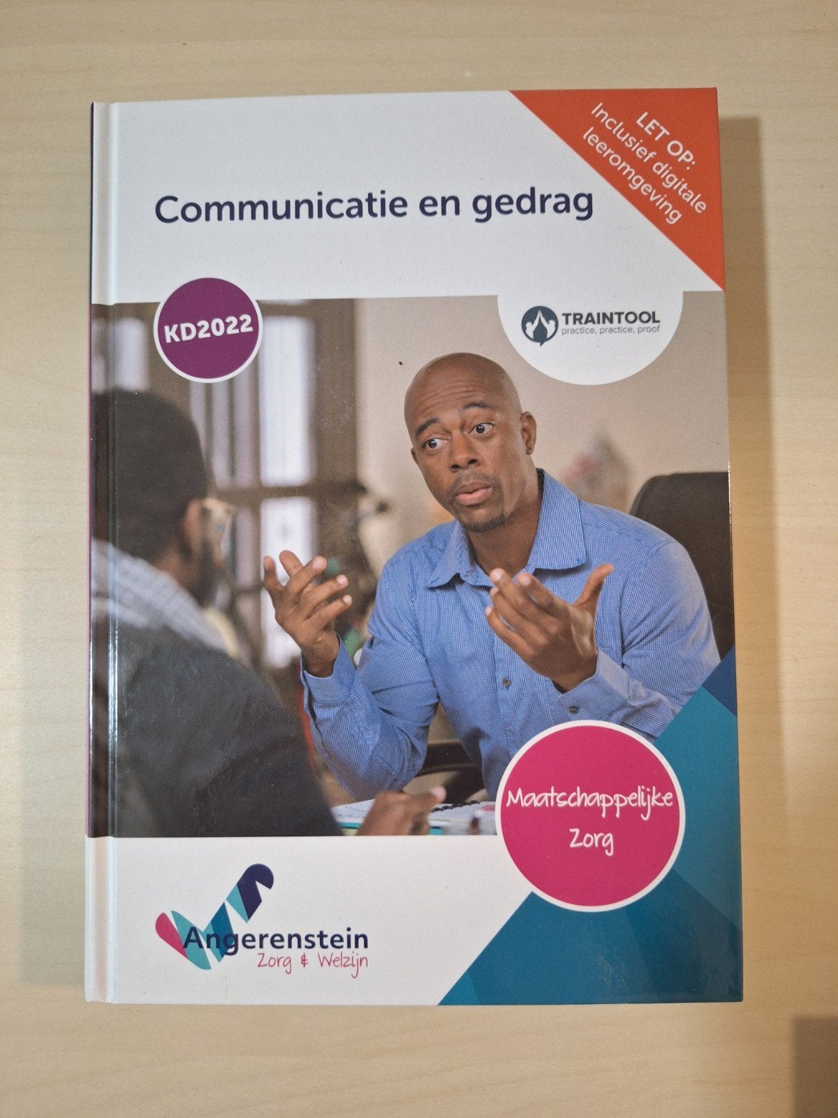 Communicatie en gedrag - Angerenstein KD2022 (MZ), Boeken, Ophalen of Verzenden, Zo goed als nieuw, Overige niveaus, Angerenstein